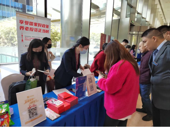 践行新时代雷锋精神｜金外滩集团深入开展学雷锋活动456.png