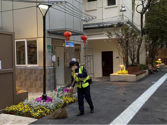 助力全国文明城区创建，金外滩集团在行动85.png