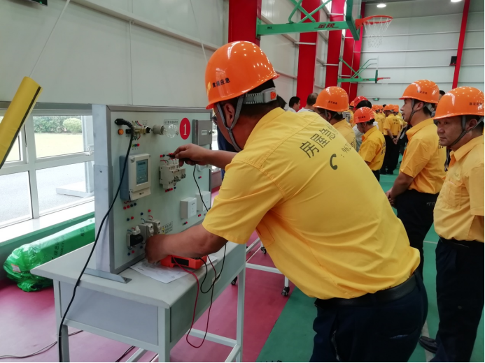 集团应急中心参加2023年上海市住宅小区房屋维修应急暨防汛防台演练231.png