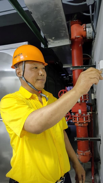 【民生保障】集团应急管理公司朱素华荣获黄浦区“第一届住宅物业先锋岗”称号749.png